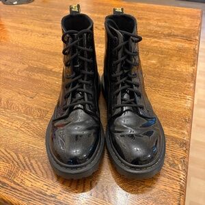 Dr. Marten’s Luana lace up boots